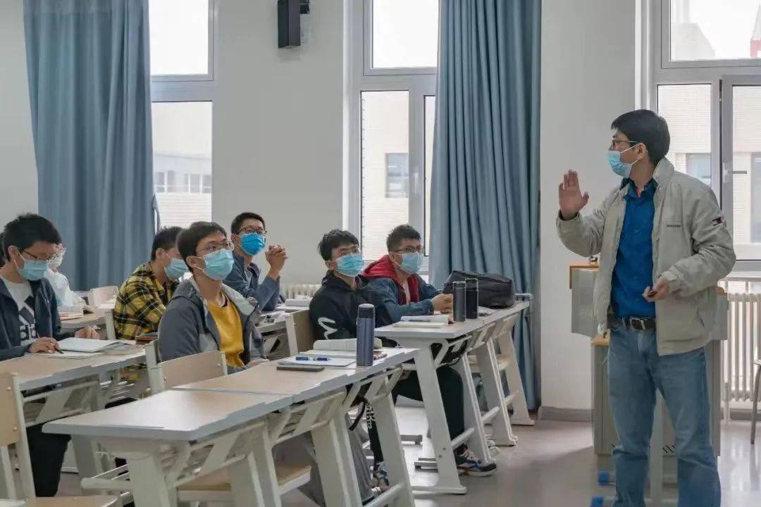 学校教职员工疫情防控期间行为指引_高等学校新冠肺炎疫情防控技术方案 第五版_疫情