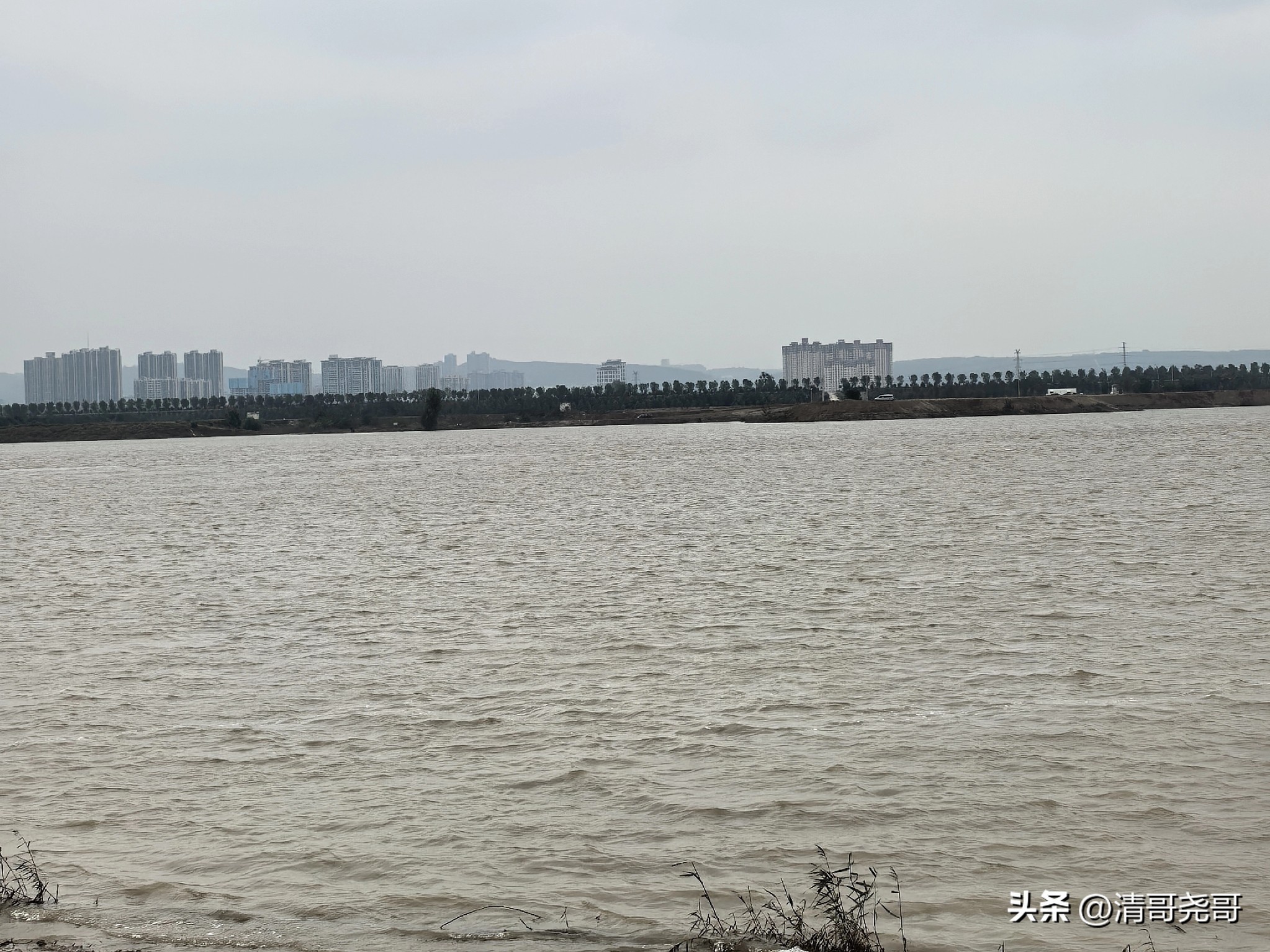 财务工作压力_人生艰难困苦_疫情